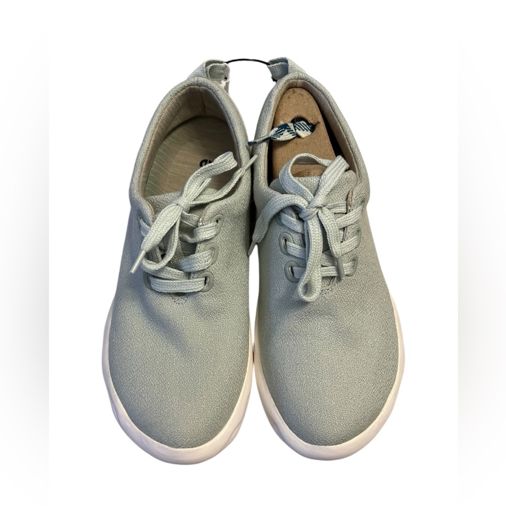 Andoze Brand light greenSneakers. NWT. Vegan. Sustainable. Lightweight. Suppo…